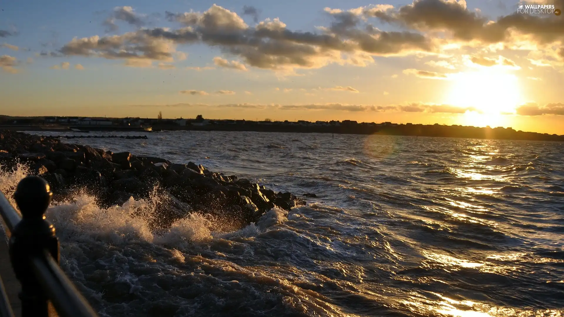 sea, clouds