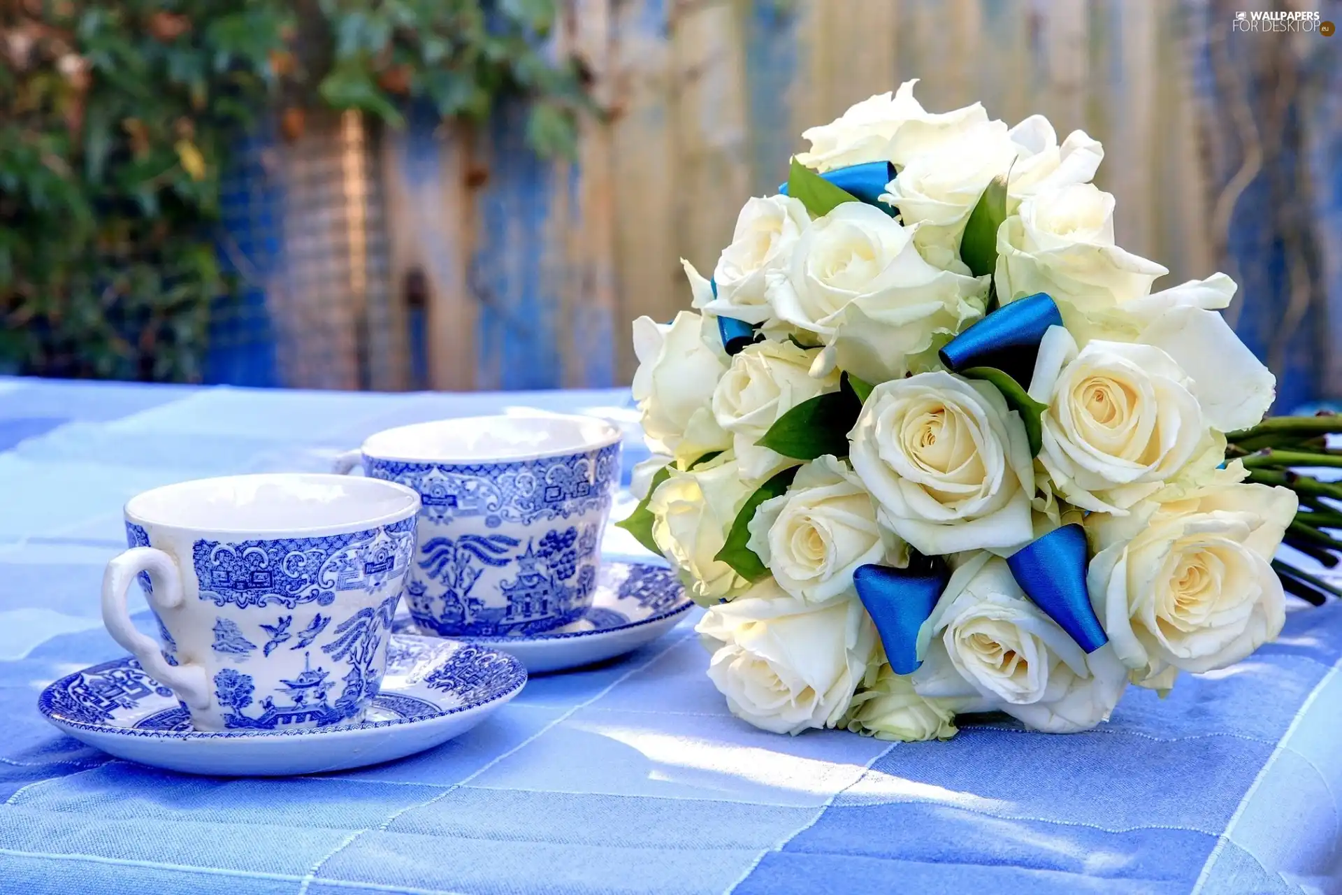 bouquet, Two, cups, rouge