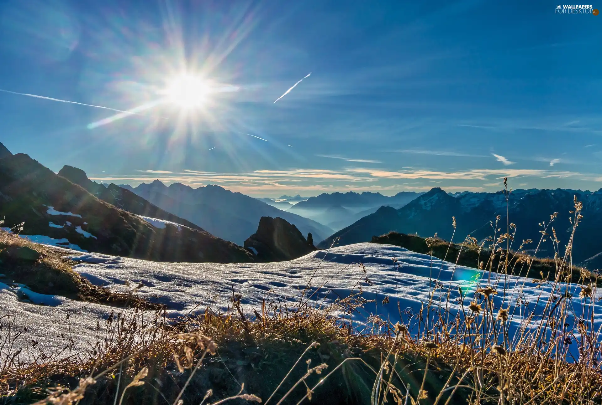 winter, Mountains, rays of the Sun, peaks